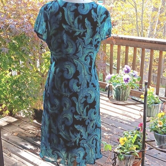 Vintage Dorby Dress - Picture 7 of 11